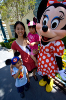 10 Disneyland